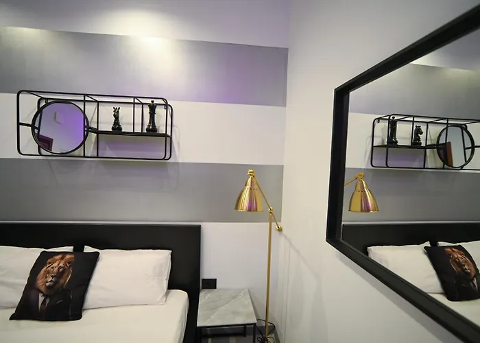 Poseidon Suite By Zeussuites